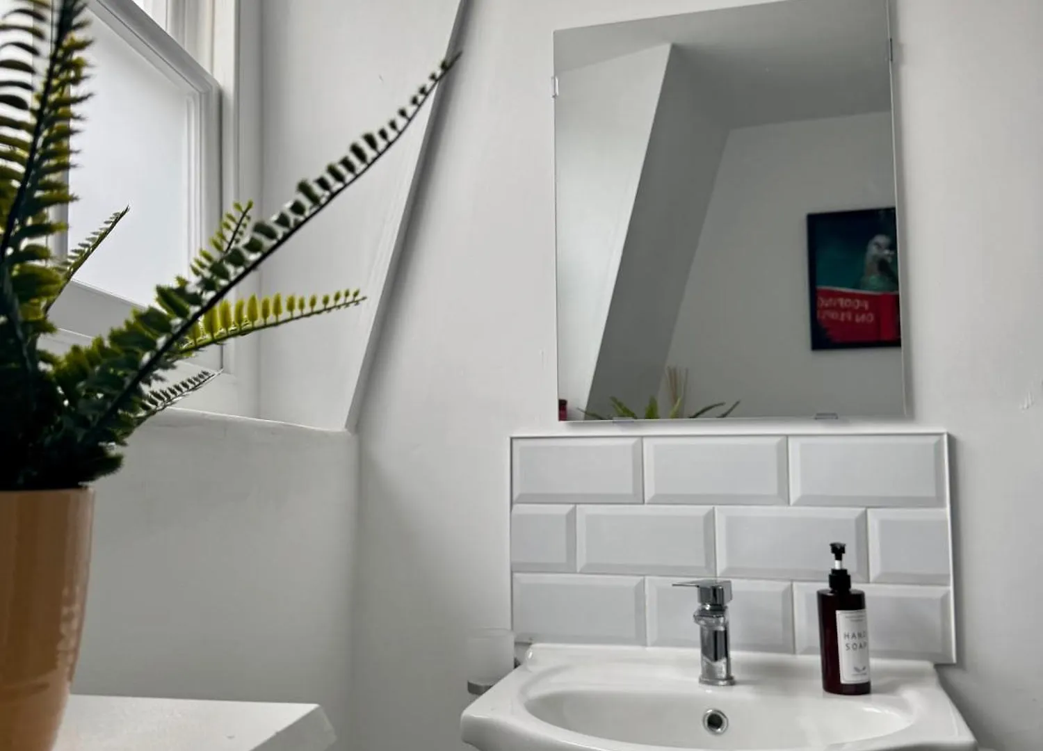 ברייטון Spacious 4-Bed Apartment In City Centre