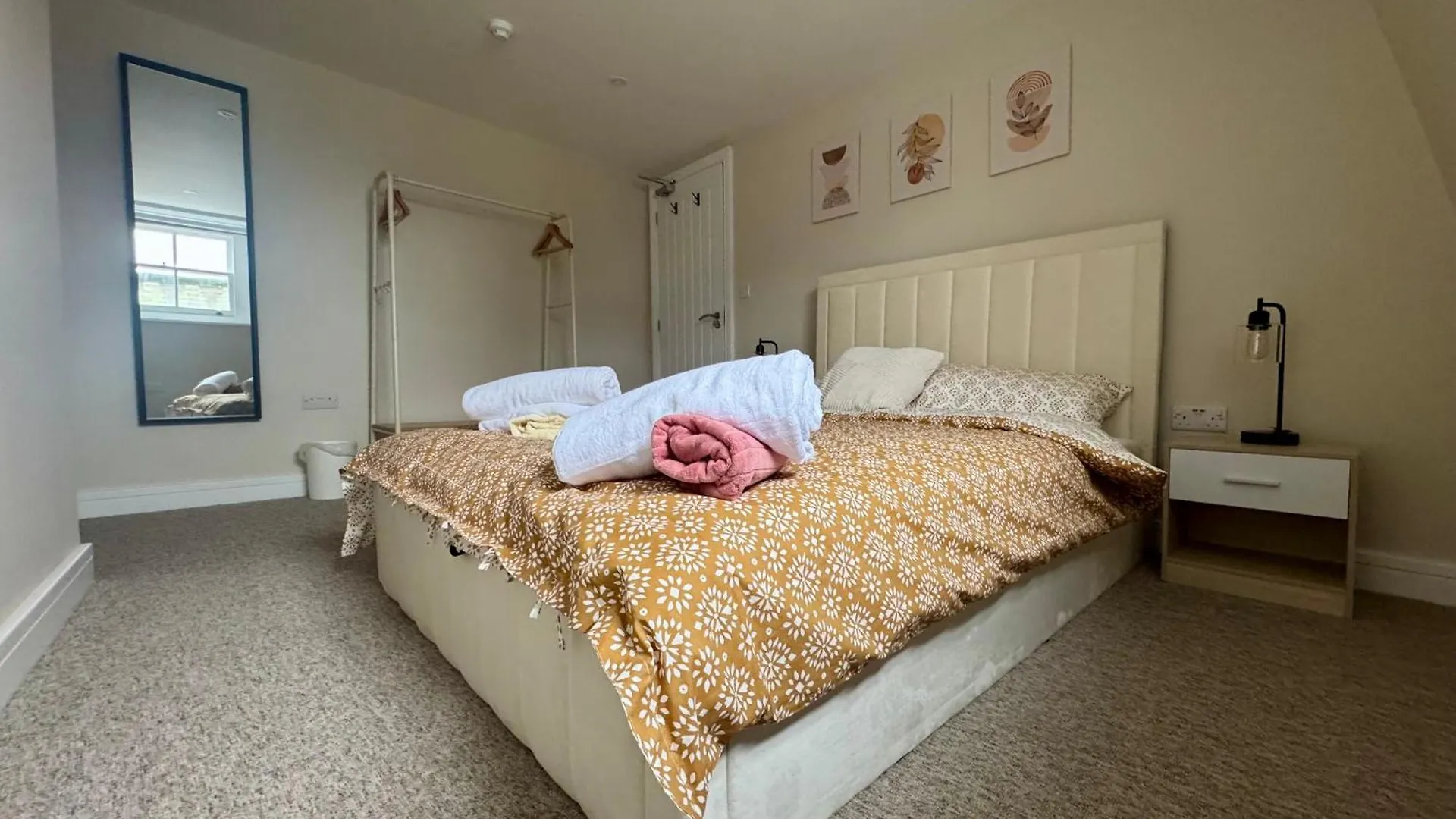 ברייטון Spacious 4-Bed Apartment In City Centre בריטניה